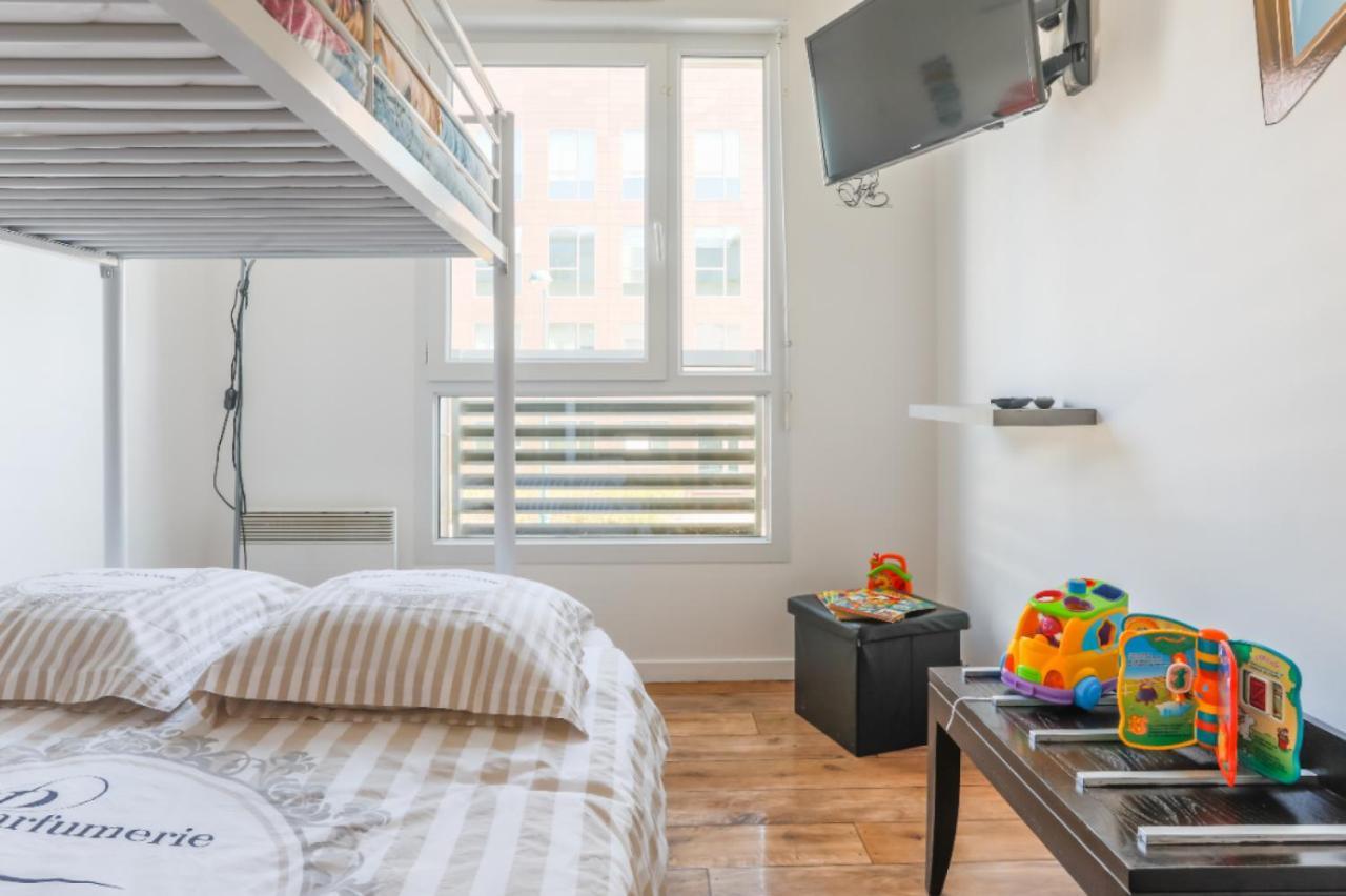 Appartement Confort Paris Монтеврен Екстериор снимка