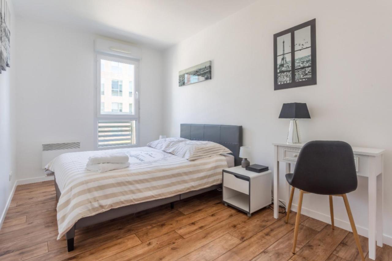 Appartement Confort Paris Монтеврен Екстериор снимка