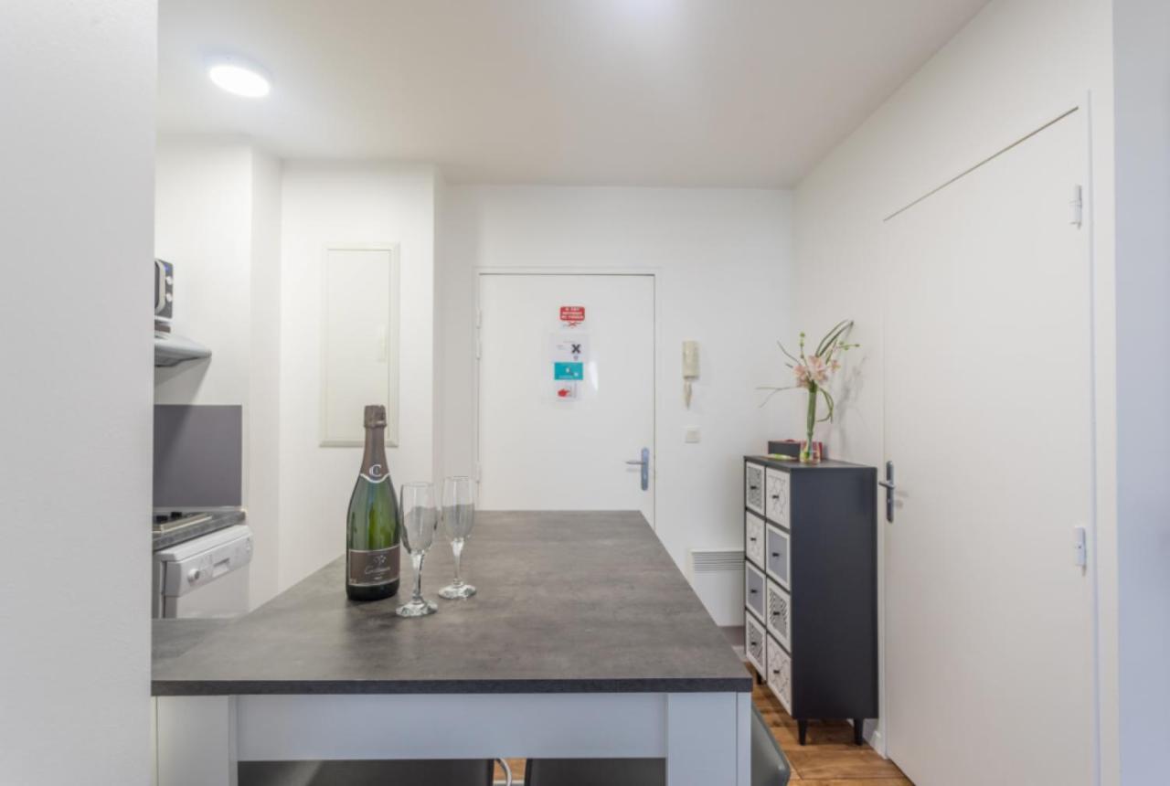 Appartement Confort Paris Монтеврен Екстериор снимка